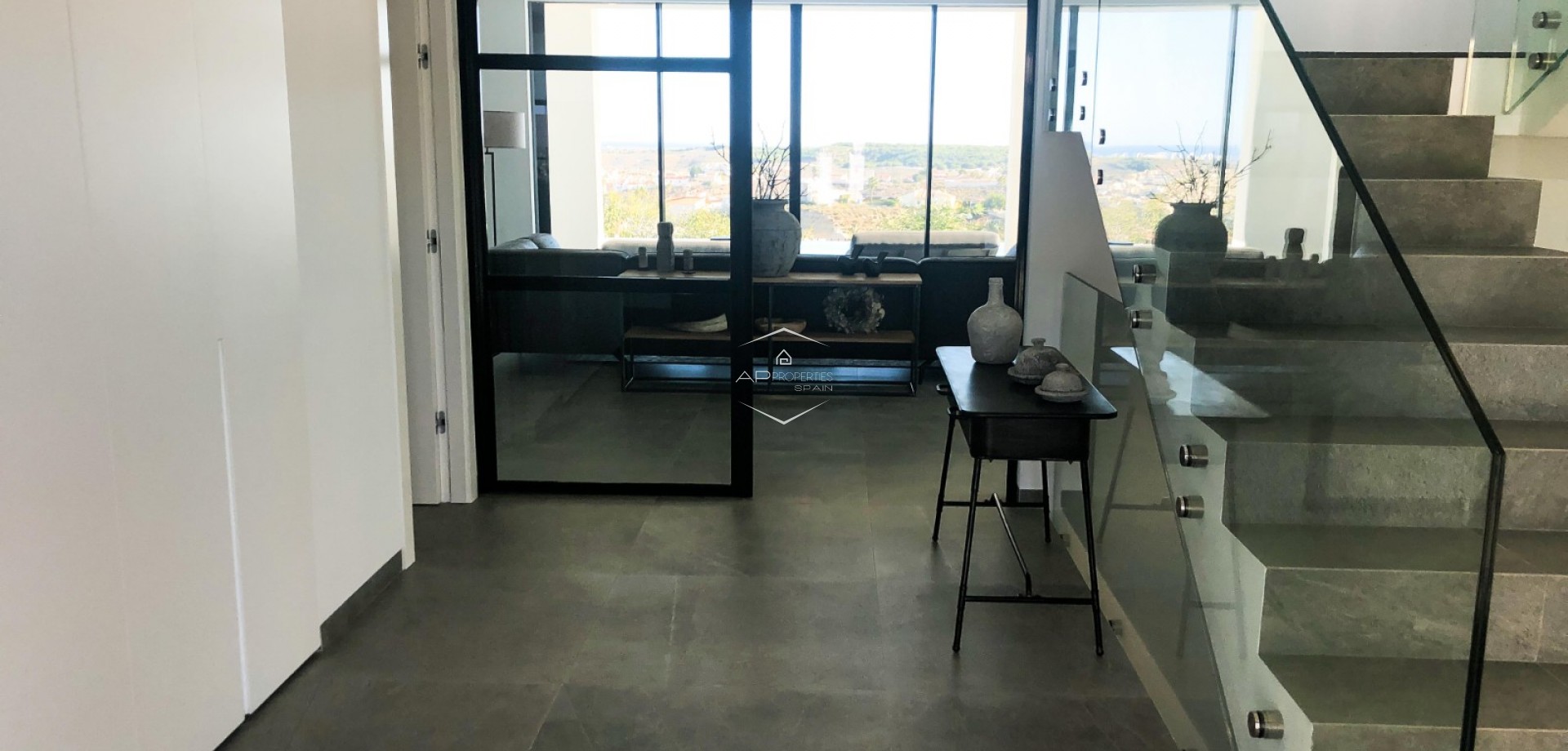 Reventa - Villa - Independiente -
Ciudad Quesada