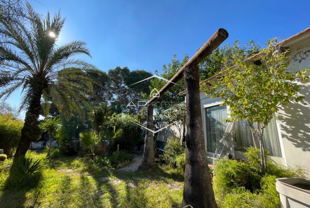 Resale - Villa - Detached -
Orihuela Costa - Lomas De Cabo Roig