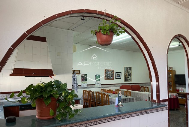 Resale - Villa - Detached -
San Miguel de Salinas - pueblo