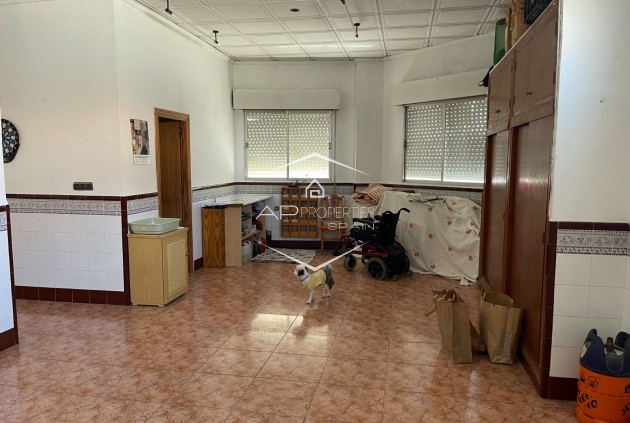 Resale - Villa - Detached -
San Miguel de Salinas - pueblo