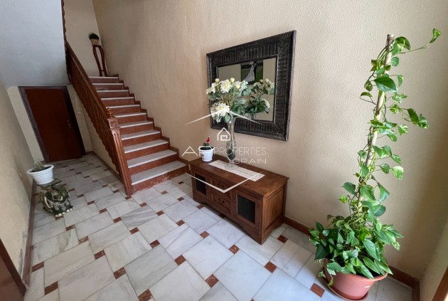 Resale - Villa - Detached -
San Miguel de Salinas - pueblo