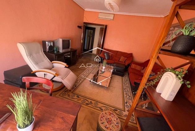 Resale - Villa - Detached -
San Miguel de Salinas - pueblo