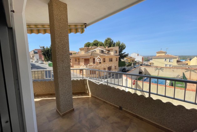Resale - Villa - Detached -
San Miguel de Salinas - pueblo