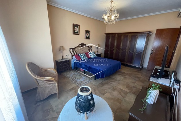 Resale - Villa - Detached -
San Miguel de Salinas - pueblo