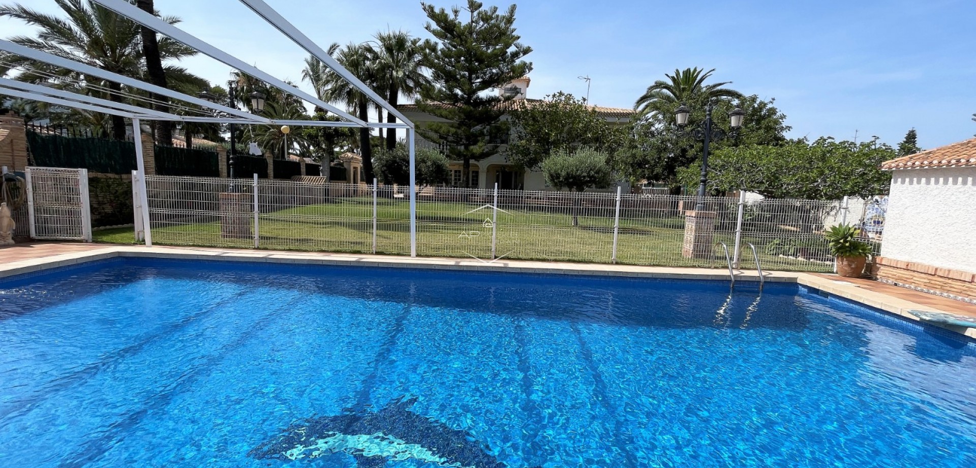 Resale - Villa - Detached -
Orihuela Costa - Cabo Roig