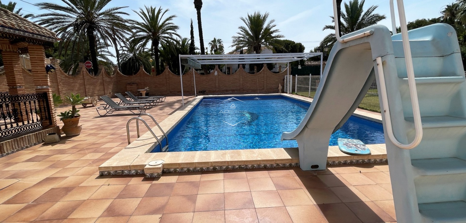 Resale - Villa - Detached -
Orihuela Costa - Cabo Roig