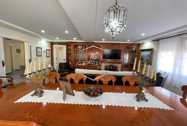 Resale - Villa - Detached -
Orihuela Costa - Cabo Roig