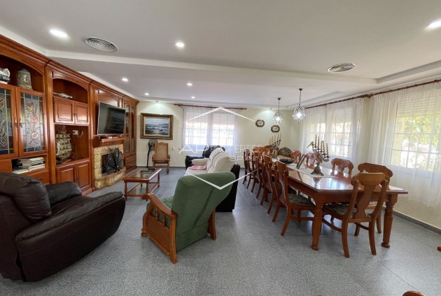 Resale - Villa - Detached -
Orihuela Costa - Cabo Roig