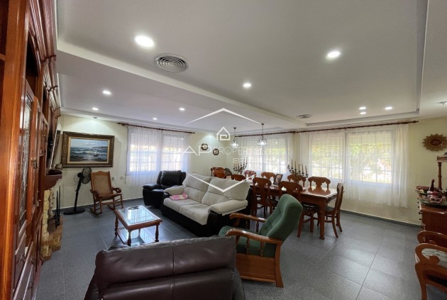 Resale - Villa - Detached -
Orihuela Costa - Cabo Roig