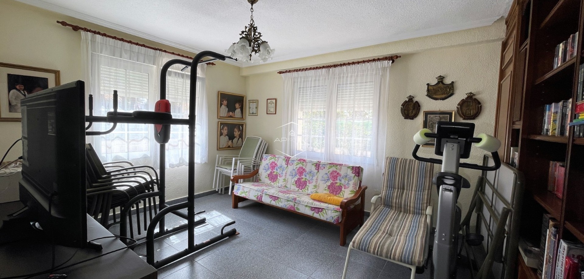 Resale - Villa - Detached -
Orihuela Costa - Cabo Roig
