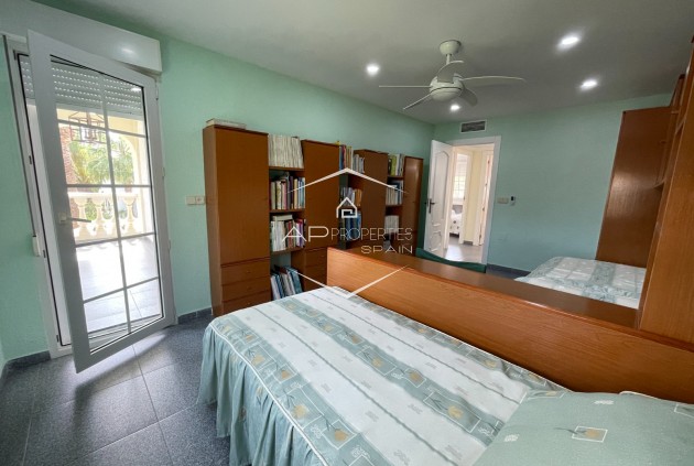Resale - Villa - Detached -
Orihuela Costa - Cabo Roig
