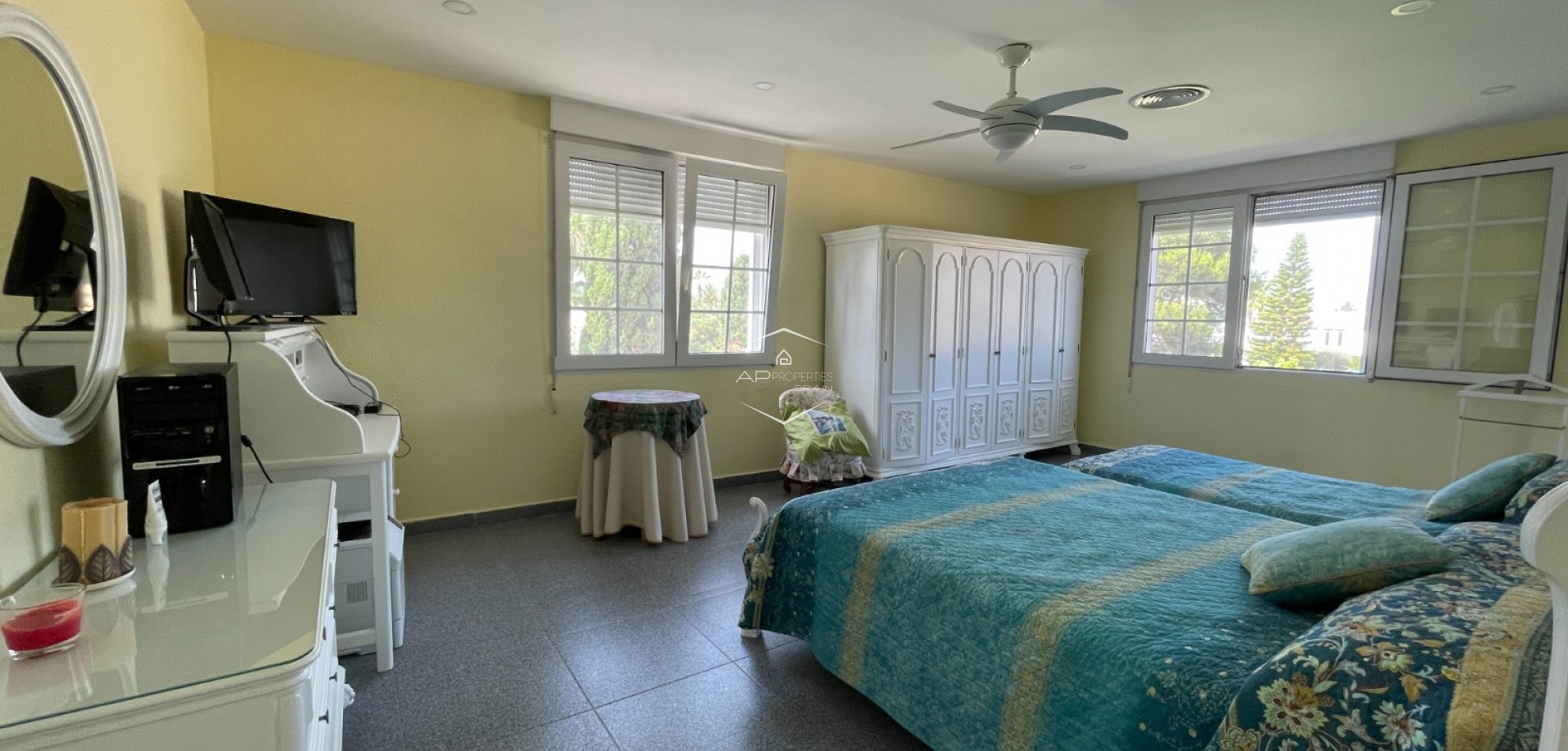 Resale - Villa - Detached -
Orihuela Costa - Cabo Roig