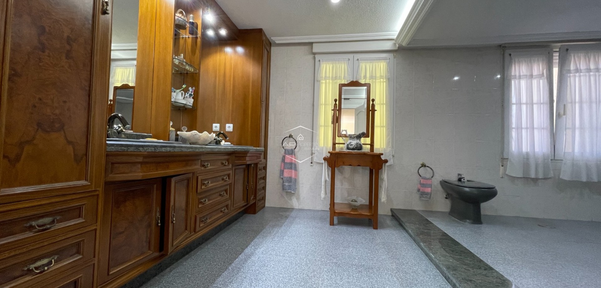 Resale - Villa - Detached -
Orihuela Costa - Cabo Roig