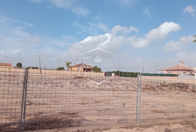 Resale - Plot - Land -
Los Montesinos - La Herrada