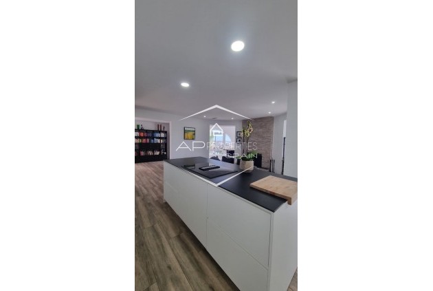 Resale - Villa - Detached -
Rojales - Ciudad Quesada