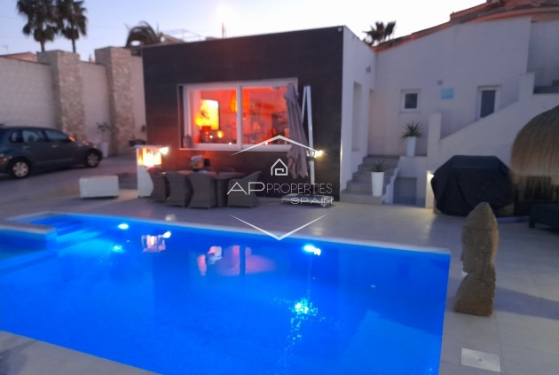 Resale - Villa - Detached -
Rojales - Ciudad Quesada