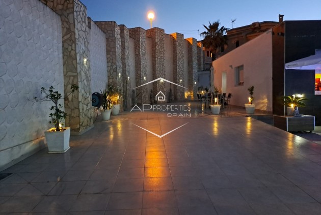 Resale - Villa - Detached -
Rojales - Ciudad Quesada