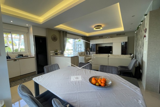 Resale - Apartment - flat -
Rojales - Ciudad Quesada