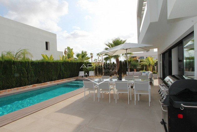 Resale - Villa - Detached -
Rojales - Ciudad Quesada