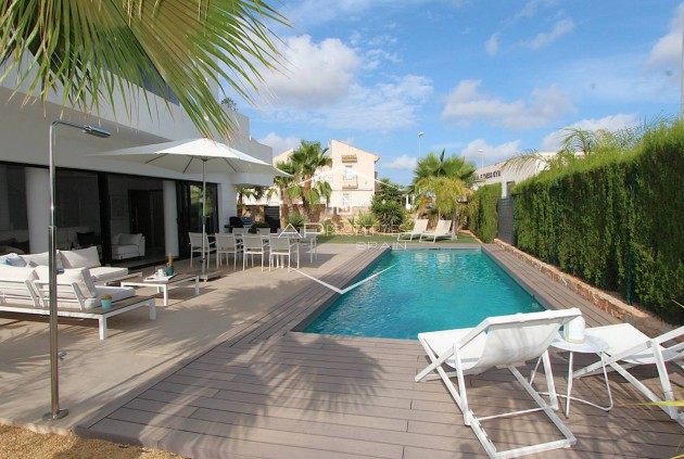 Resale - Villa - Detached -
Rojales - Ciudad Quesada