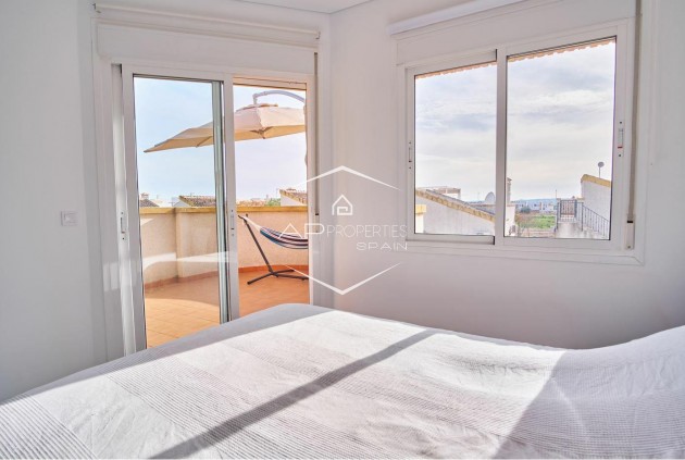 Resale - Villa - Detached -
Los Montesinos - La Herrada