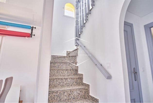 Resale - Villa - Detached -
Los Montesinos - La Herrada