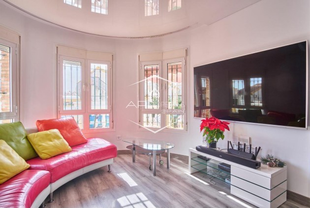Resale - Villa - Detached -
Los Montesinos - La Herrada