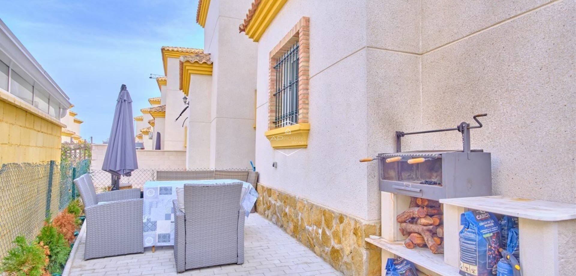Resale - Villa - Detached -
Los Montesinos - La Herrada