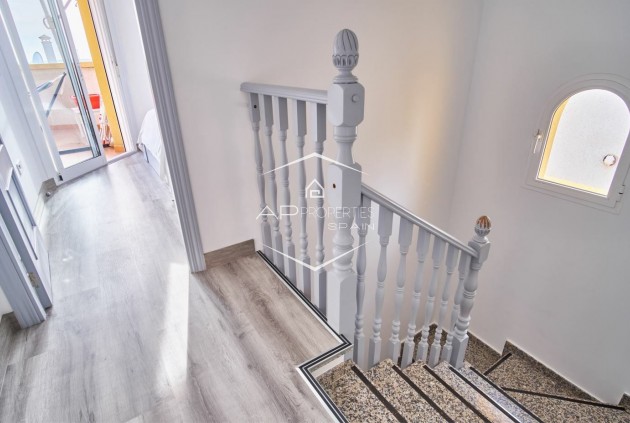 Resale - Villa - Detached -
Los Montesinos - La Herrada