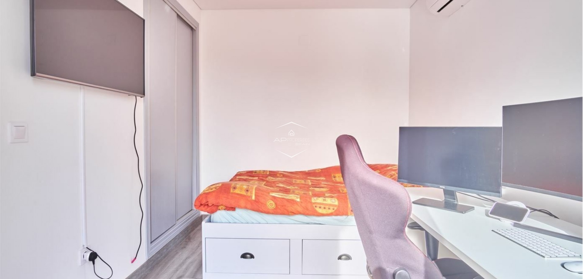 Resale - Villa - Detached -
Los Montesinos - La Herrada