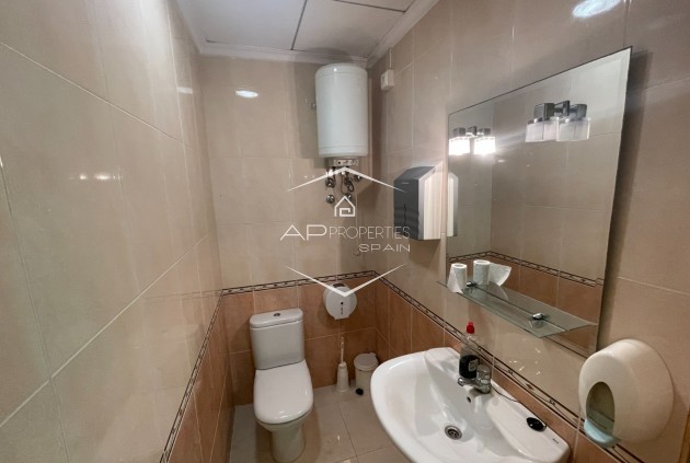 Resale - Commercial -
Guardamar del Segura - Guardamar pueblo