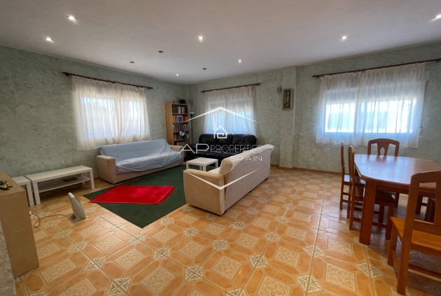 Resale - Villa - Detached -
Albatera