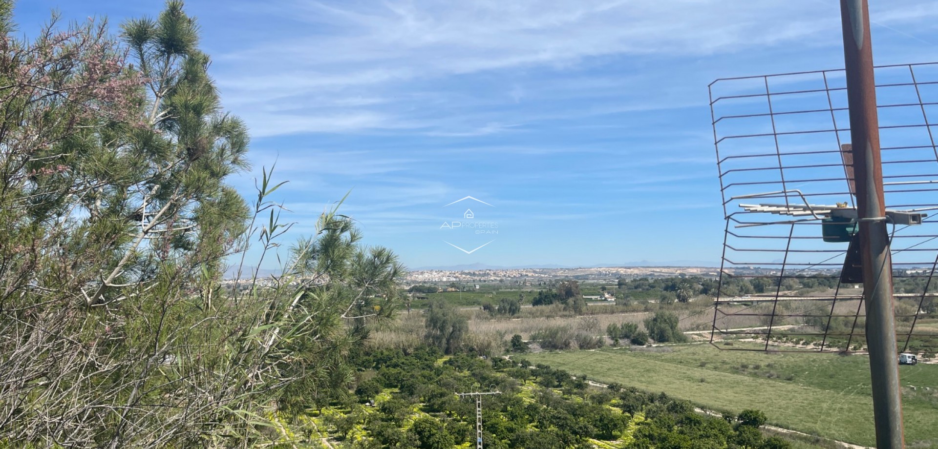Resale - Villa - Detached -
Guardamar del Segura - Valencian Community