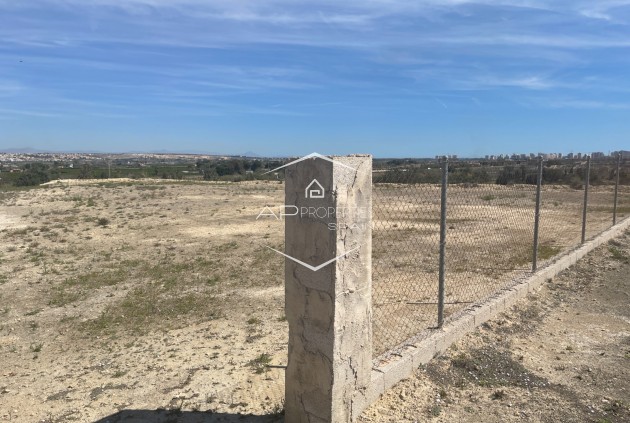 Resale - Villa - Detached -
Guardamar del Segura - Valencian Community