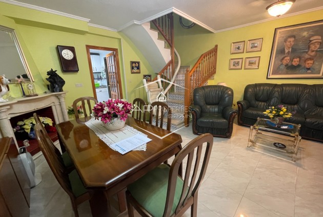 Resale - Townhouse -
Guardamar del Segura - Guardamar pueblo