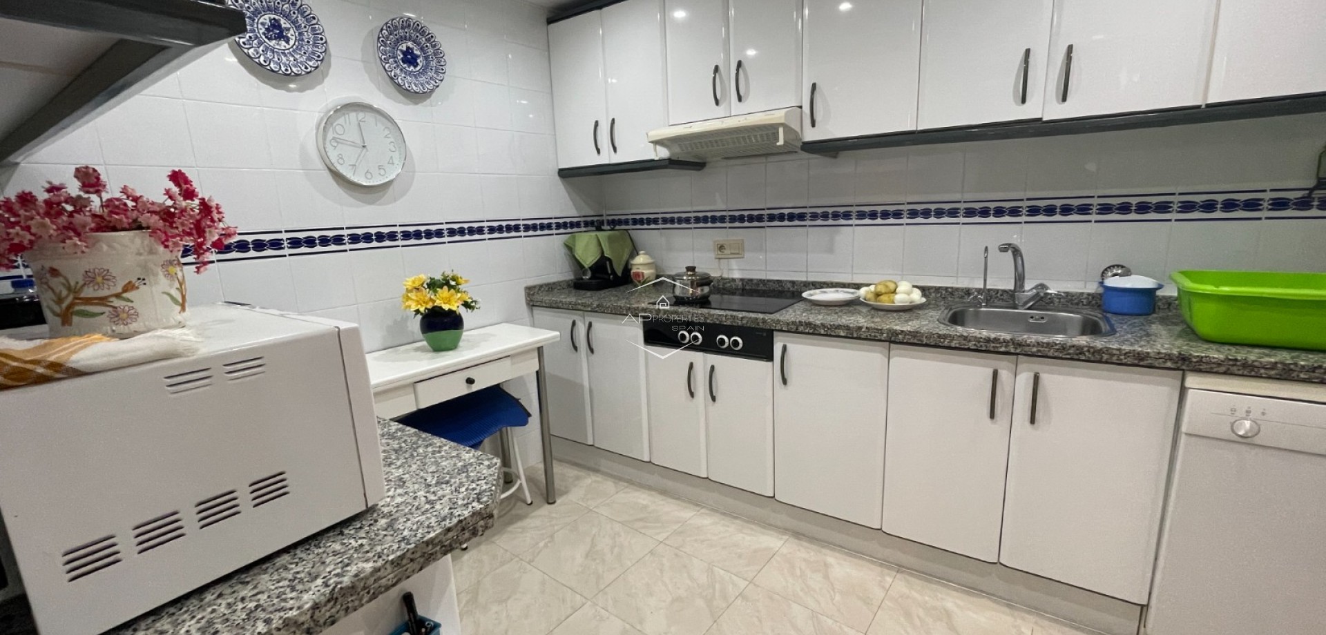 Resale - Townhouse -
Guardamar del Segura - Guardamar pueblo