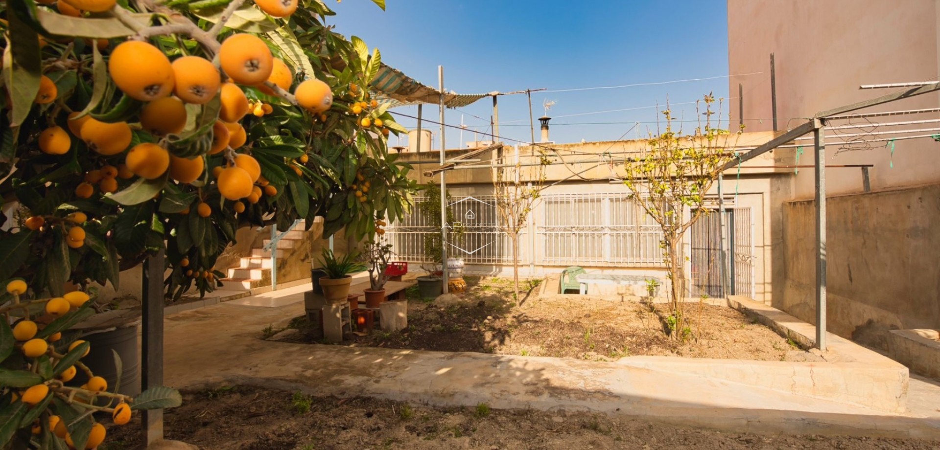 Reventa - Villa - Independiente -
Benijofar