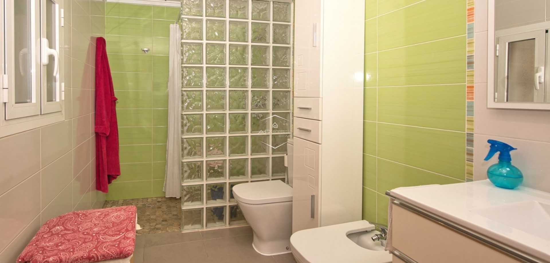 Reventa - Villa - Independiente -
Benijofar
