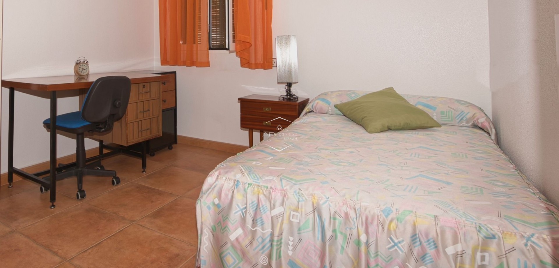 Reventa - Villa - Independiente -
Benijofar
