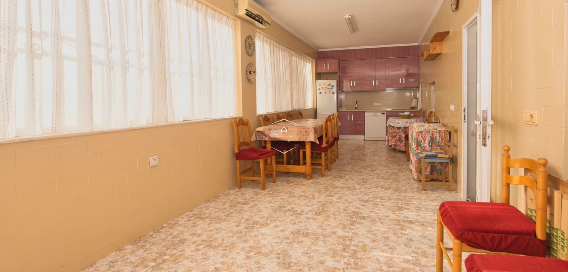 Reventa - Villa - Independiente -
Benijofar