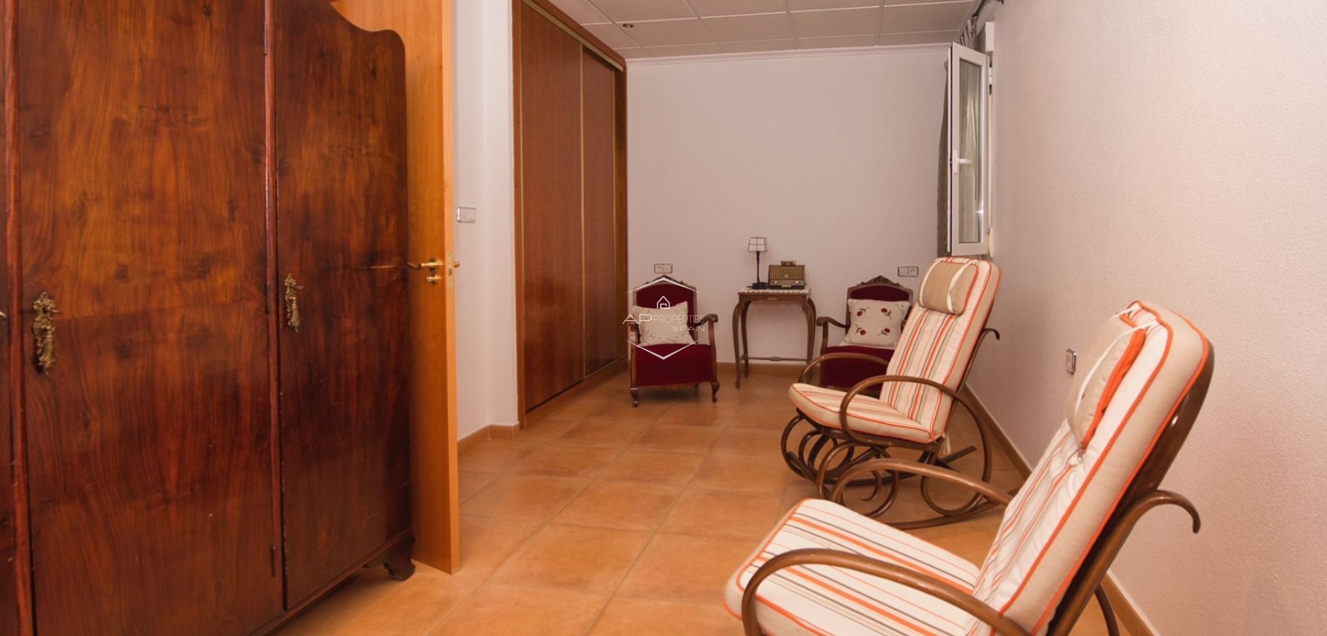 Reventa - Villa - Independiente -
Benijofar