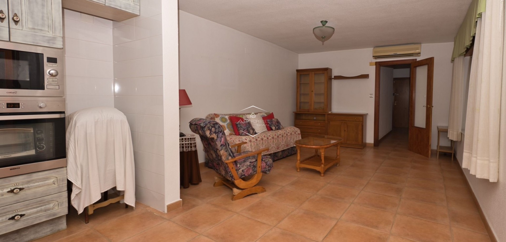 Reventa - Villa - Independiente -
Benijofar