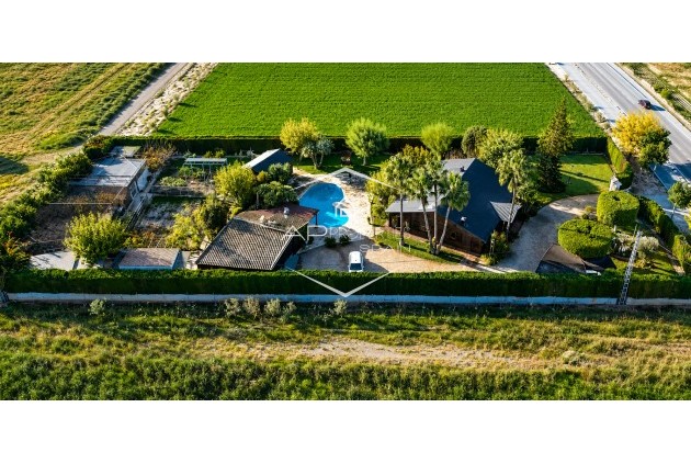 Resale - Villa - Detached -
San Fulgencio - La Marina