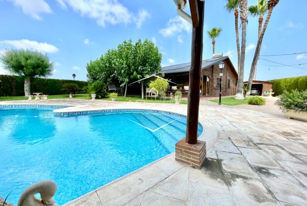 Resale - Villa - Detached -
San Fulgencio - La Marina