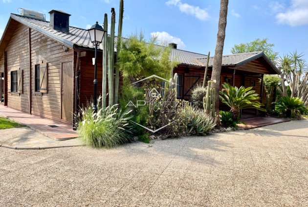 Resale - Villa - Detached -
San Fulgencio - La Marina
