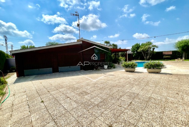 Resale - Villa - Detached -
San Fulgencio - La Marina