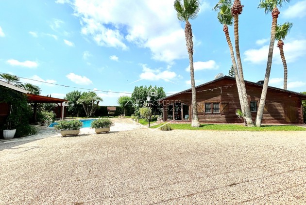 Resale - Villa - Detached -
San Fulgencio - La Marina