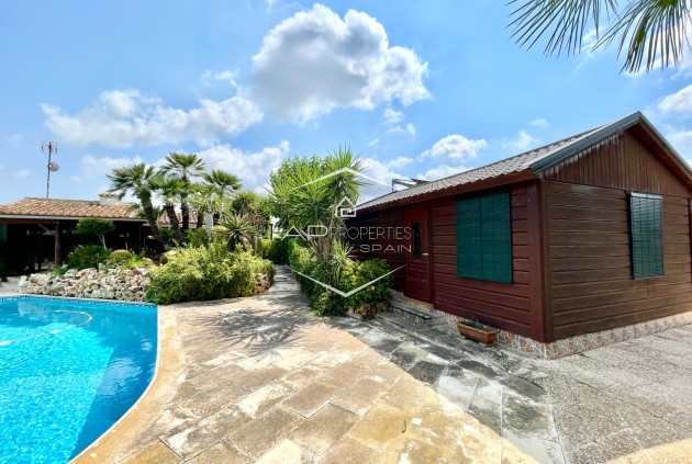 Resale - Villa - Detached -
San Fulgencio - La Marina