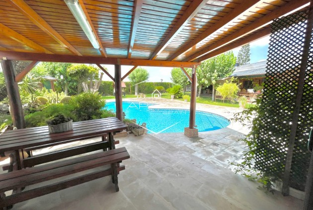 Resale - Villa - Detached -
San Fulgencio - La Marina
