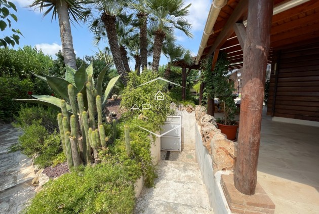 Resale - Villa - Detached -
San Fulgencio - La Marina